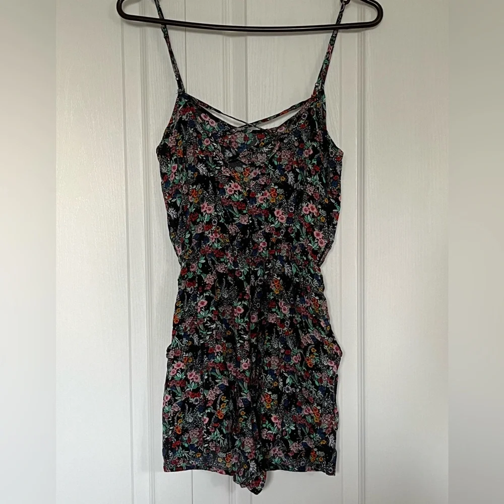 💫2/$20 H&M Divided floral romper size 4 - Picture 4 of 11